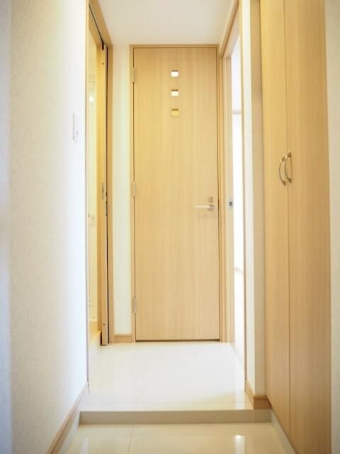 玄関　明るい玄関です