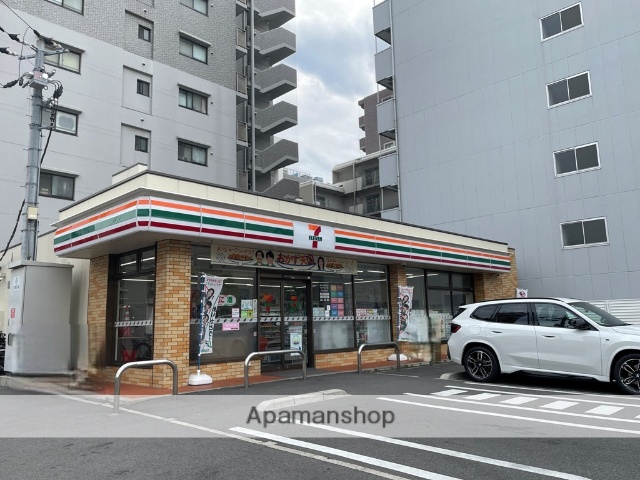 コンビニ　セブンイレブン（コンビニ）まで13m