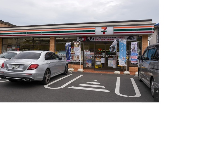 コンビニ　セブンイレブン 調布柴崎1丁目店（コンビニ）まで81m