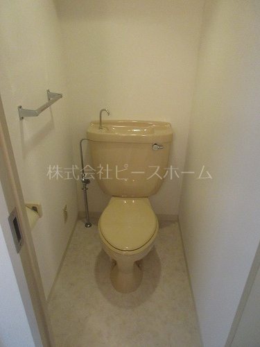 トイレ　※別号室参考写真