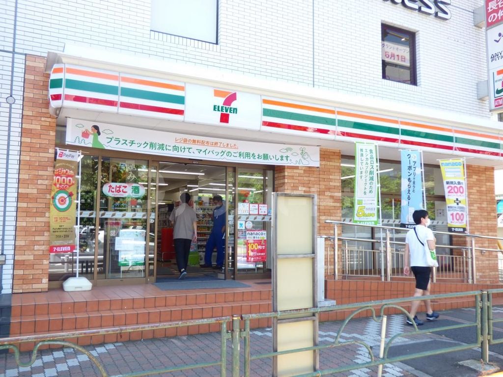 コンビニ　セブンイレブン　江東区役所前店（コンビニ）まで190m