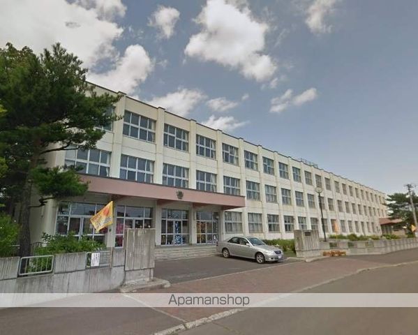 小学校　札幌市立太平南小（小学校）まで676m
