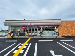 コンビニ　セブンイレブン仙台松岡町店（コンビニ）まで353m