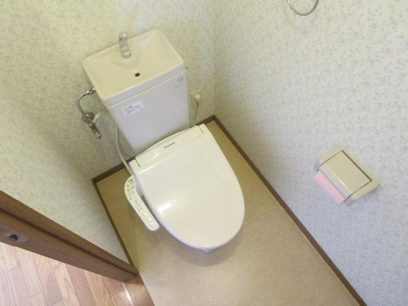 淀コーポIIIのトイレ写真