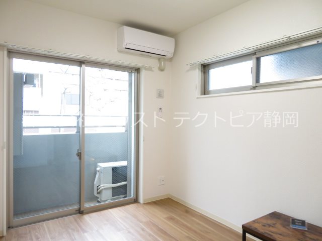 その他部屋・スペース　モデルルーム、家具小物は設備ではありません