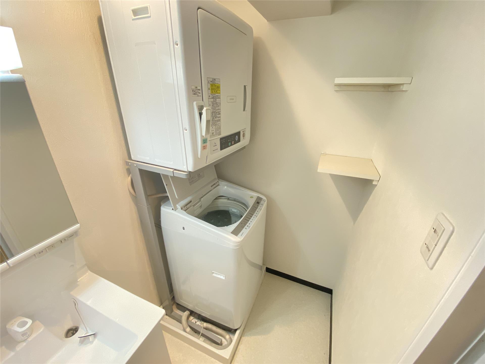 その他設備　洗濯機・乾燥機付きで設備充実！