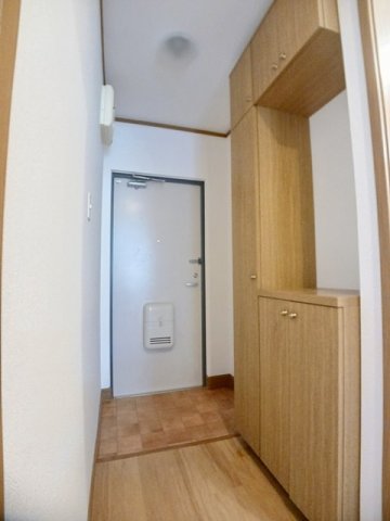 玄関　シンプルで使いやすい玄関です