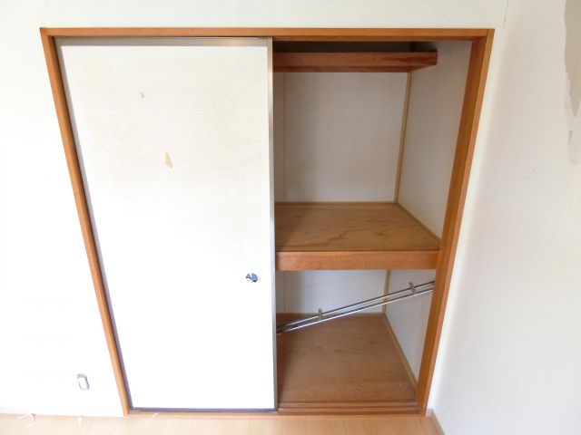 収納　同物件別部屋