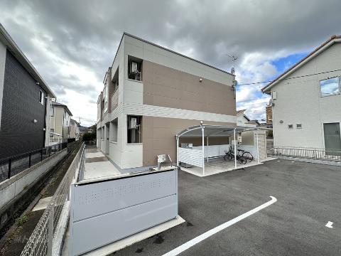 建物外観　外観写真（昼）