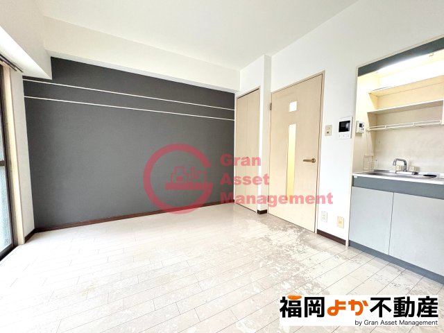 その他部屋・スペース　開放的な寝室です