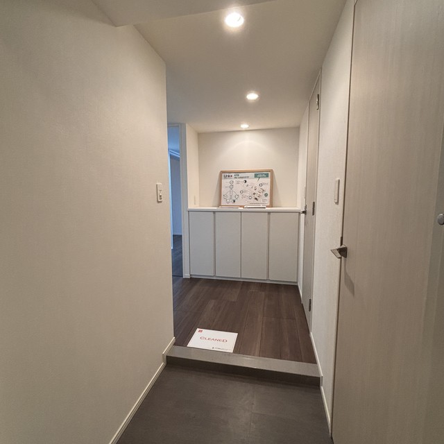 玄関　※写真は同タイプ住戸です。