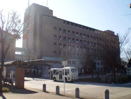 役所　市役所（役所）まで1800m