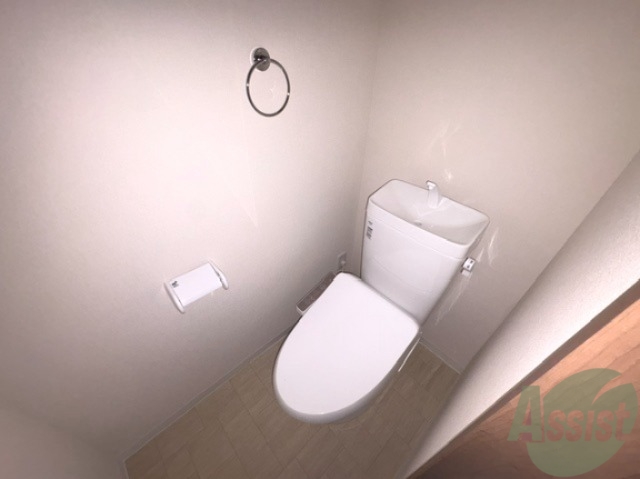 トイレ　トイレは、シャワートイレとなっております。
