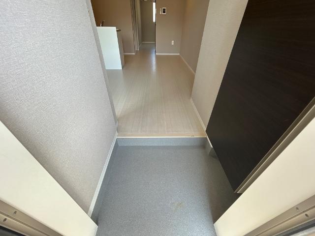 玄関　玄関（イメージ）