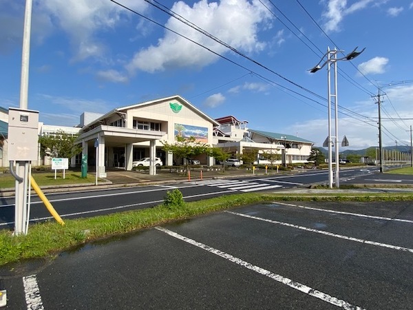 小学校　湯梨浜町立羽合小学校（小学校）まで2348m