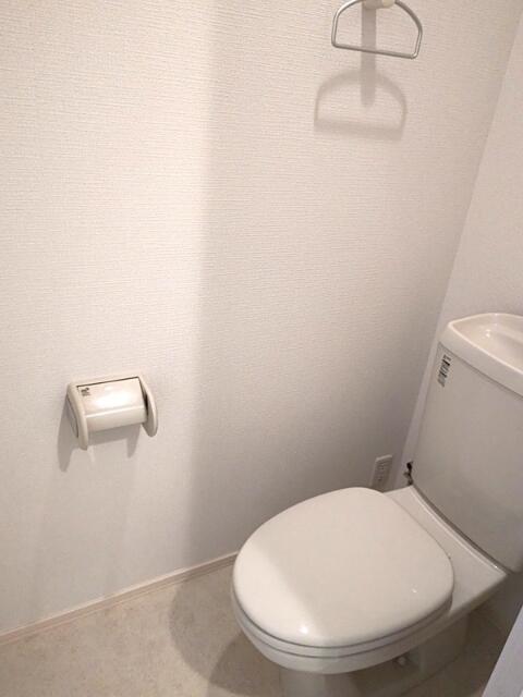 トイレ　トイレもきれいです