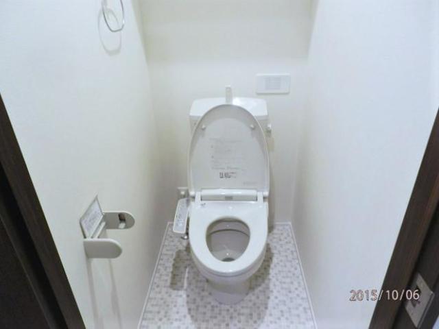 トイレ　ウォシュレット標準装備。