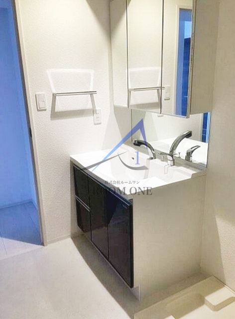 洗面設備　洗面台です。