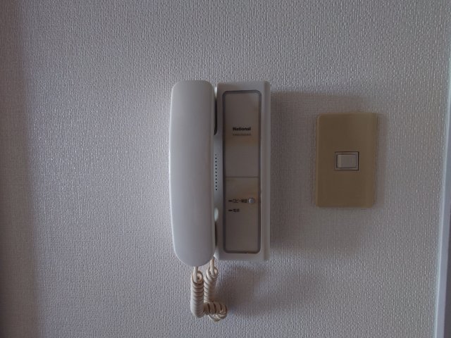 セキュリティ　同物件別号室のものです。