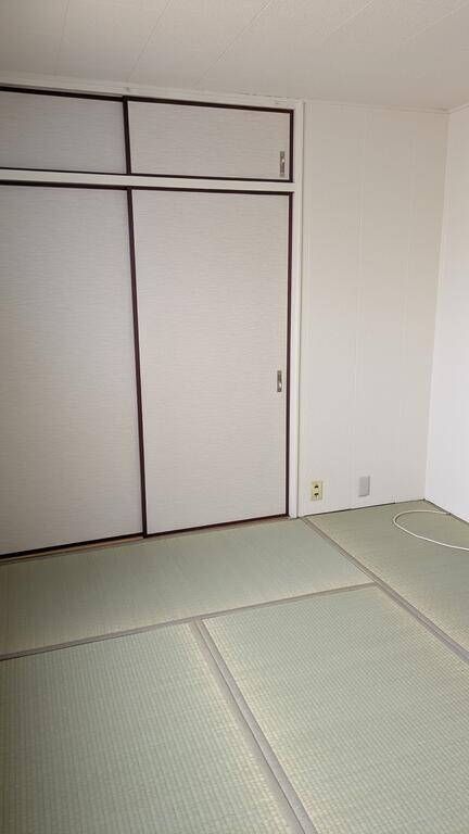 北桑マンションの居間写真
