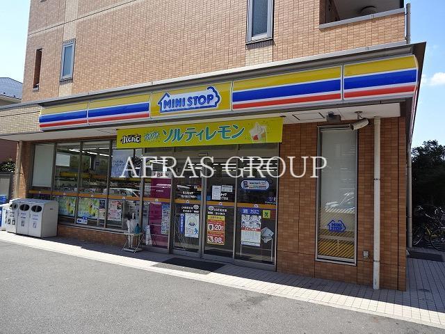 コンビニ　ミニストップ西小岩5丁目店（コンビニ）まで150m