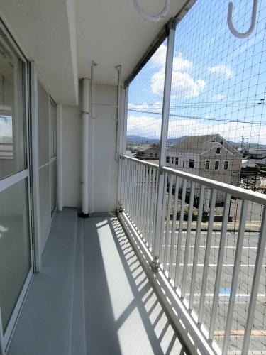 バルコニー　陽当たり良好なバルコニーです♪