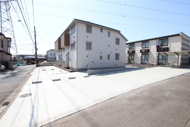 駐車場　敷地内駐車場（要空き確認）