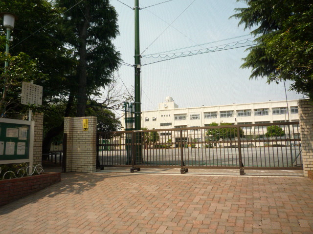 小学校　横浜市立東中田小学校（小学校）まで190m