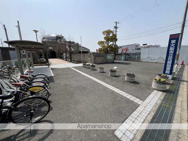 図書館　花園図書館（図書館）まで378m