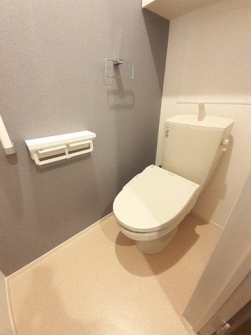 トイレ　落ち着いたトイレです