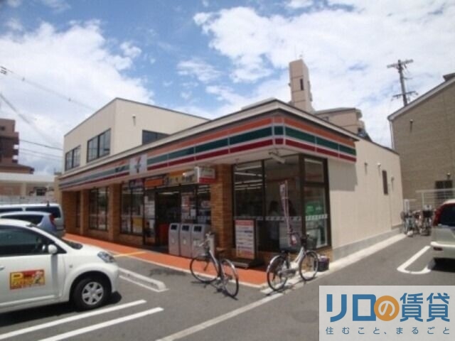 コンビニ　セブンイレブン大阪大桐2丁目店（コンビニ）まで131m