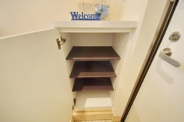 玄関　★同物件別部屋参考写真です★