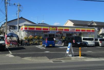 コンビニ　デイリーヤマザキ座間四ツ谷店（コンビニ）まで186m