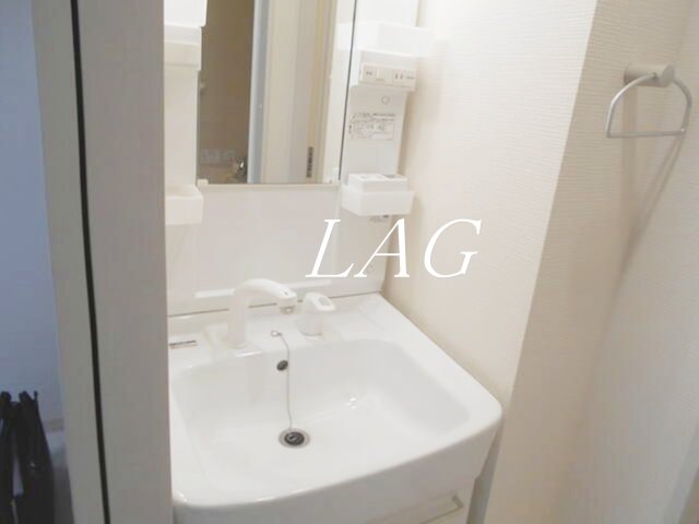 洗面設備　洗面台です。