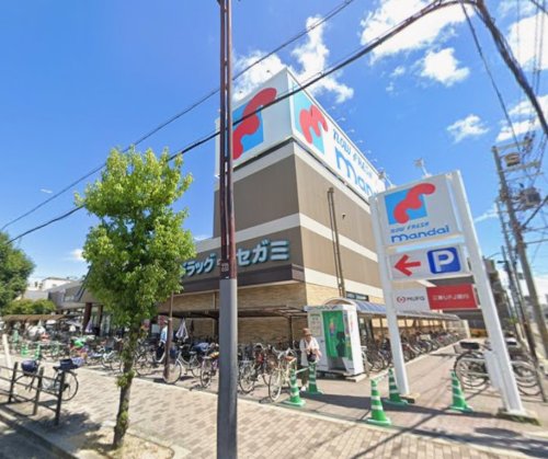 スーパー　mandai(万代) 巽北店（スーパー）まで798m