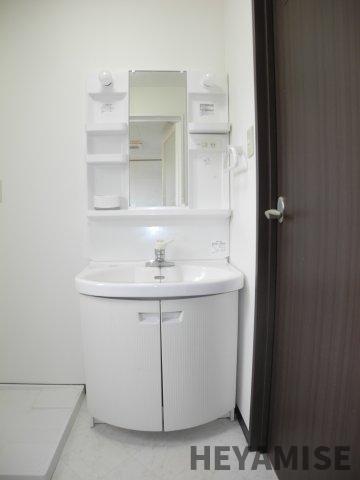 洗面設備　※反転類似間取りのお部屋の写真です※