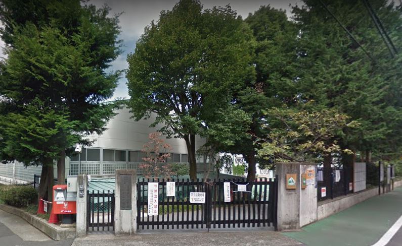 小学校　新宿区立淀橋第四小学校（小学校）まで653m