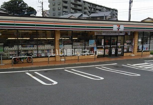 コンビニ　セブンイレブン 佐倉志津公民館通り店（コンビニ）まで26m