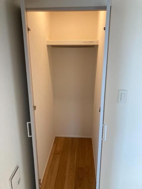 収納　写真は同タイプ住居です