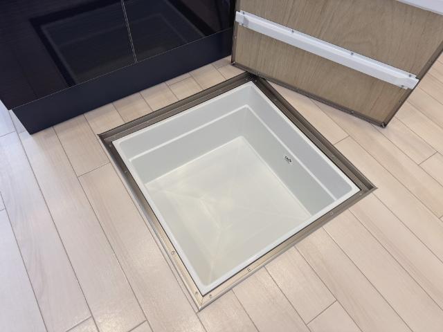 キッチン　床下収納（イメージ）