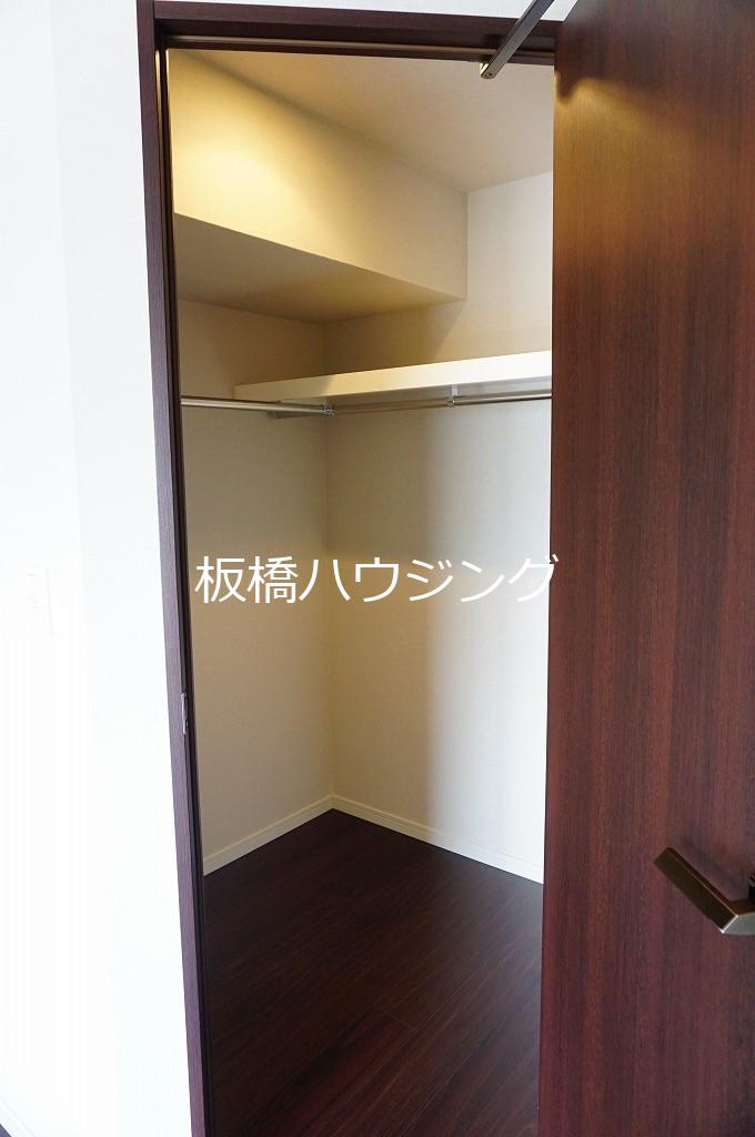 収納　ウォークインクローゼット