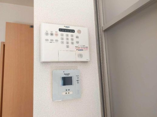 セキュリティ　☆安心のTVモニタ付きインターホン☆