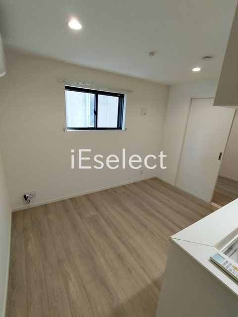 その他部屋・スペース　8.2帖のリビングです