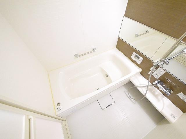 バス・シャワールーム　日々の暮らしに欠かせないお風呂です