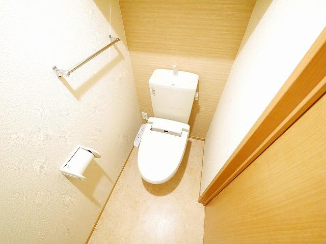 トイレ　シンプルで使いやすいトイレです