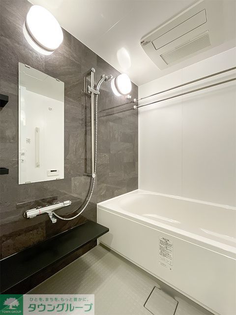 バス・シャワールーム　※写真は同タイプ住戸です。