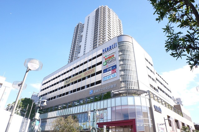スーパー　マルエツ金町店（スーパー）まで655m