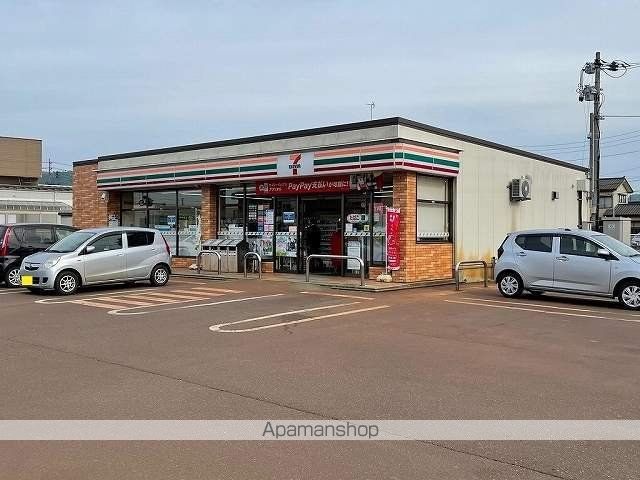コンビニ　セブンイレブン長岡宮内駅前通り店（コンビニ）まで530m