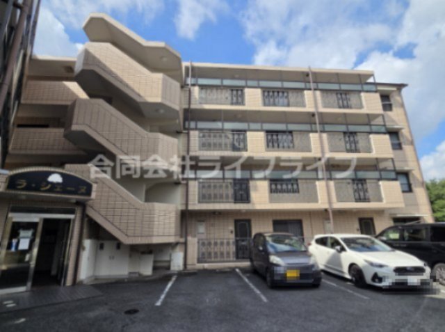 建物外観　外はこのようになっています