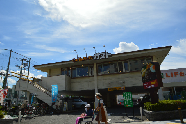 飲食店　ガスト野田阪神店（飲食店）まで134m